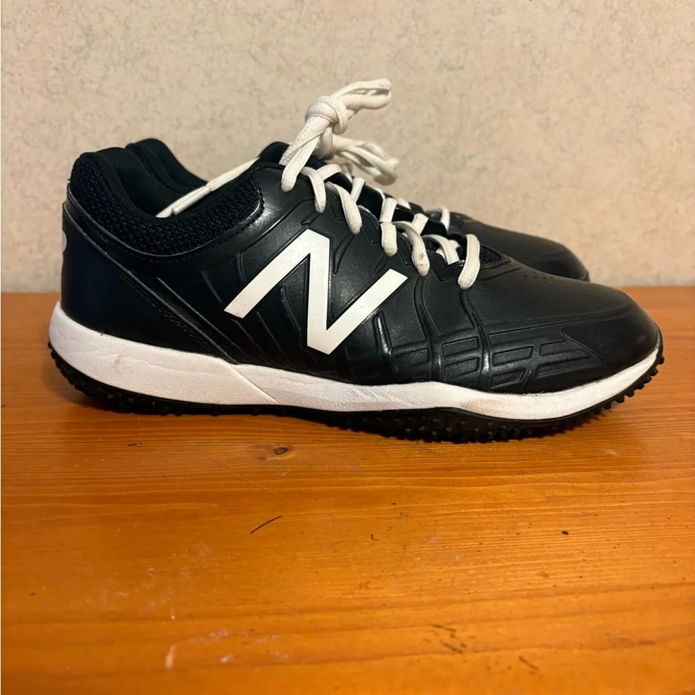 New Balance 4040 Men's Black and White Sneakers TY4040K5